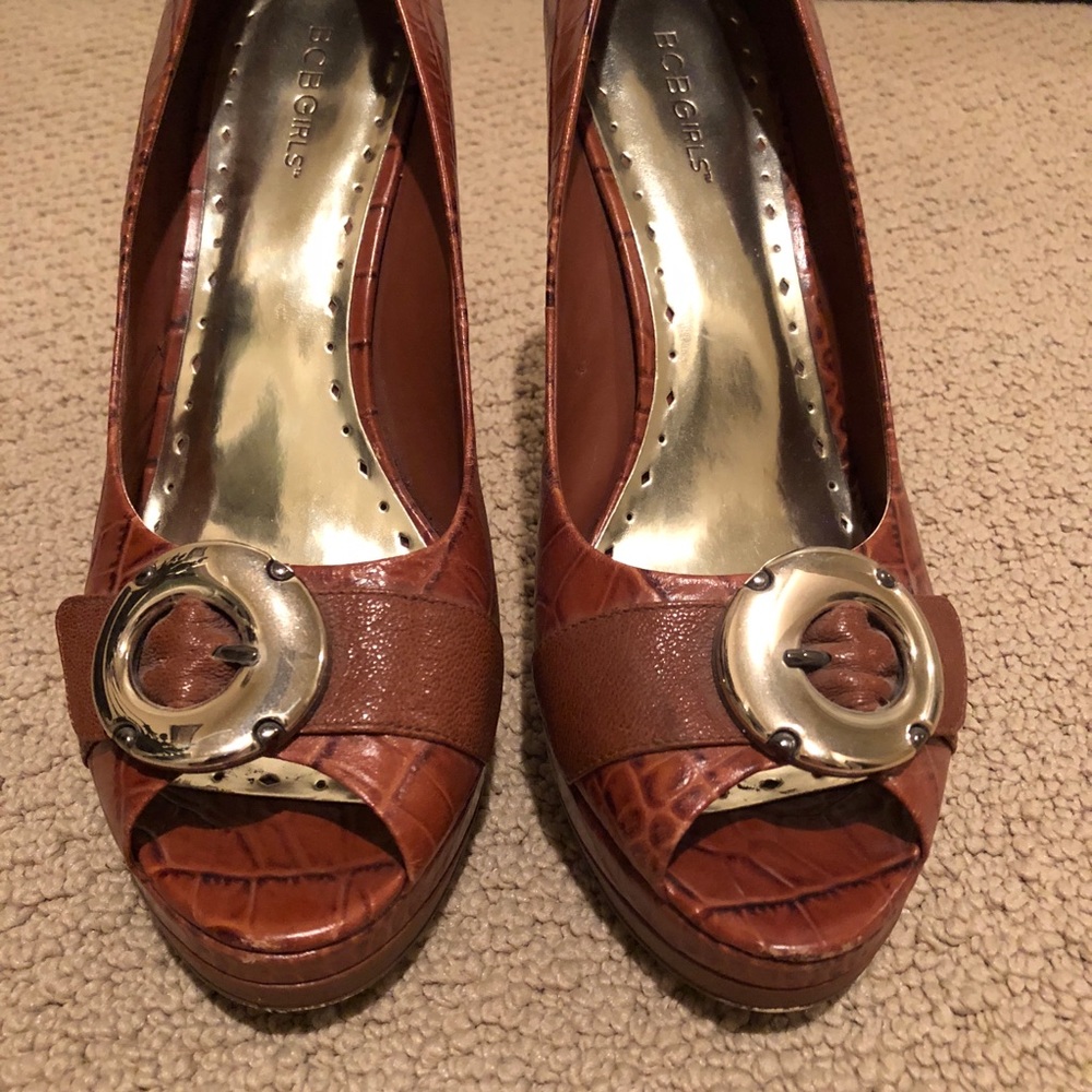 BCBGirls Bobby Peep-Toe Heel - size 11 EUC